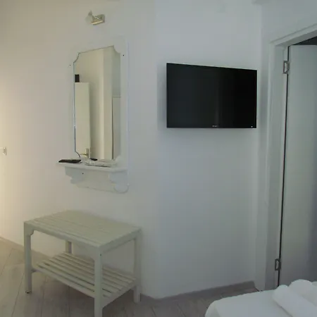 Mini Star Hotel 2*
