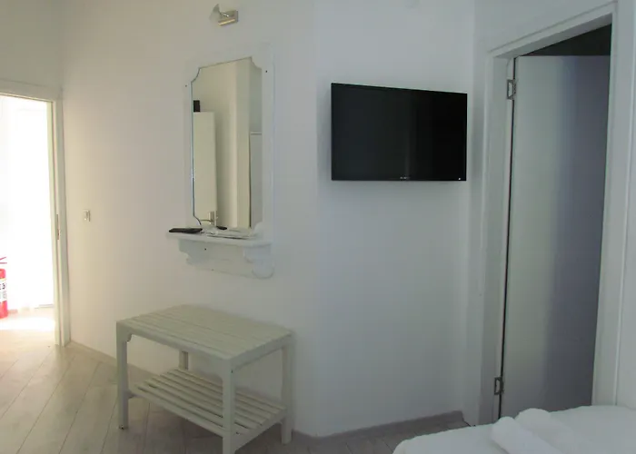 Mini Star ホテル 2*